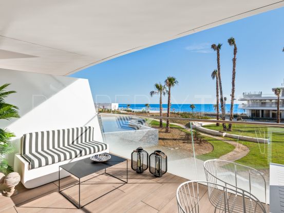 Apartment with 4 bedrooms for sale in Estepona Playa | DM Properties
