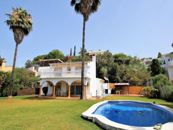 For sale 4 bedrooms villa in El Rosario, Marbella East | DM Properties