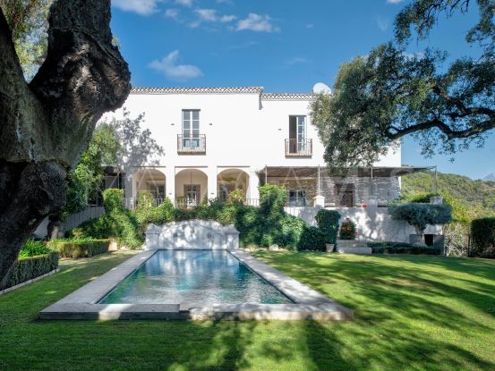 Villa for sale in El Madroñal, Benahavis | DM Properties