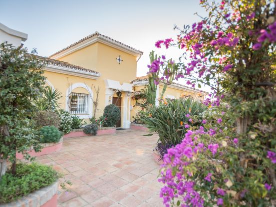 Villa en venta en Aldea Dorada, Nueva Andalucia | DM Properties