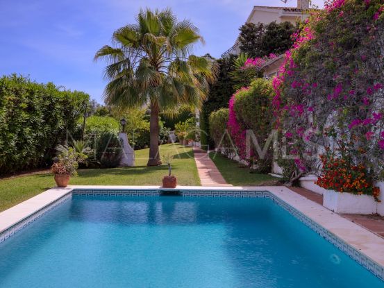 Se vende villa en El Paraiso | DM Properties