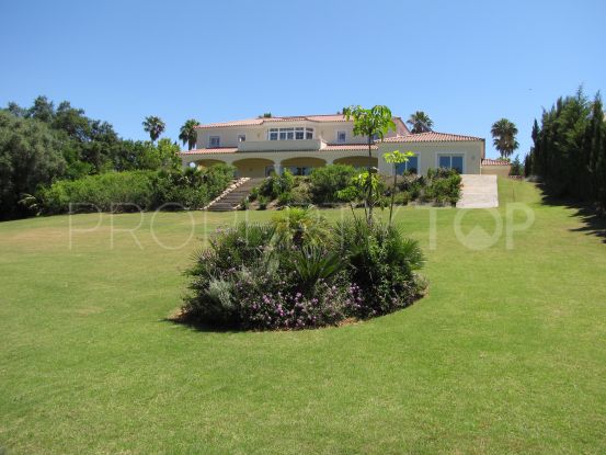 For sale 4 bedrooms villa in Sotogrande Playa | DM Properties