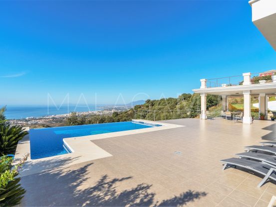 Villa en venta en Los Altos de los Monteros | DM Properties