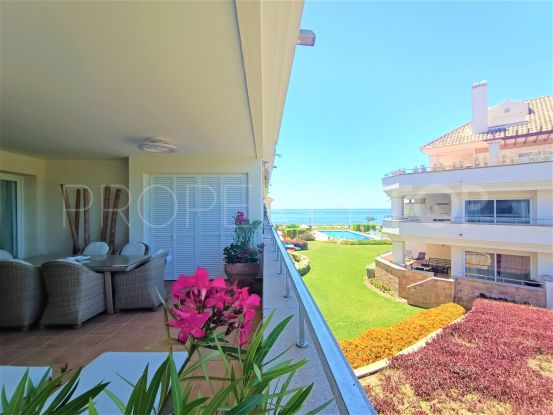 Apartamento en venta en Guadalmansa Playa, Estepona | Quorum Estates