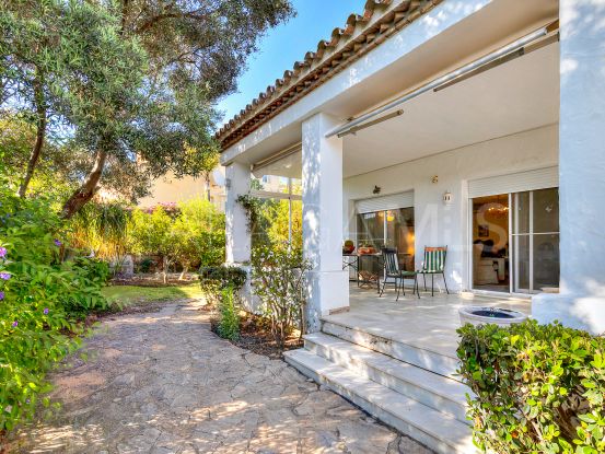 For sale La Duquesa villa with 5 bedrooms | Propinvest