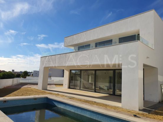 For sale 4 bedrooms villa in La Duquesa, Manilva | Atrium