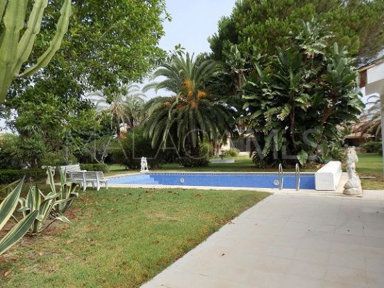 Guadalmina Baja, San Pedro de Alcantara, villa en venta con 4 dormitorios | Alfa Marbella