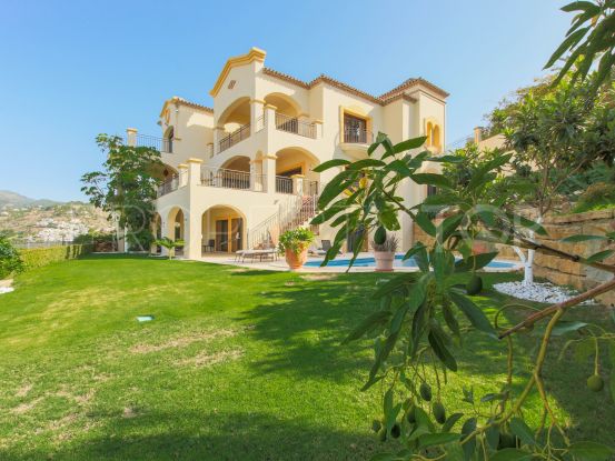 For sale villa with 5 bedrooms in Vega del Colorado, Benahavis | PanSpain Group