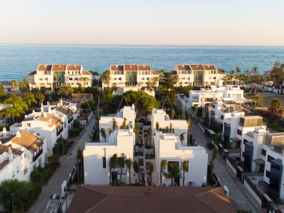 Villa en Rio Verde Playa, Marbella Golden Mile | PanSpain Group