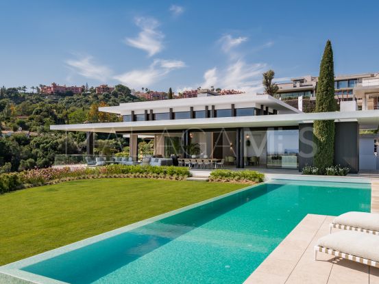 Buy villa with 6 bedrooms in La Quinta, Benahavis | PanSpain Group