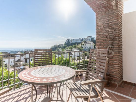 Buy apartment in Los Arqueros with 3 bedrooms | Serneholt Estate