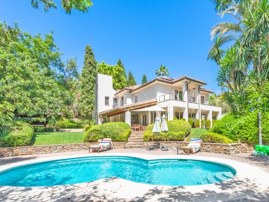 Villa for sale in Marbella Hill Club, Marbella Golden Mile | Serneholt Estate