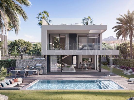 Buy villa in El Campanario with 3 bedrooms | Serneholt Estate