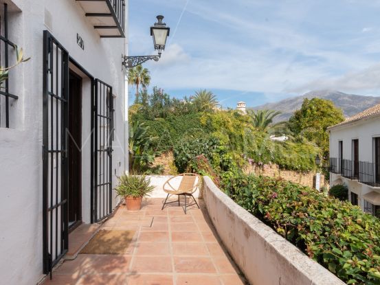 El Naranjal, Nueva Andalucia, adosado a la venta | Serneholt Estate