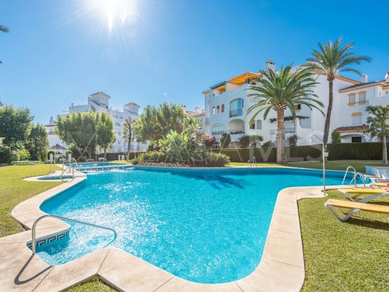 Apartamento en venta con 2 dormitorios en Aldea Blanca, Nueva Andalucia | Serneholt Estate