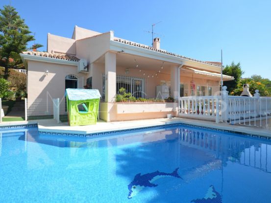 Villa con 4 dormitorios a la venta en Seghers, Estepona | Serneholt Estate