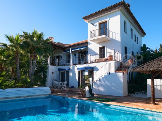 Villa a la venta en Los Reales - Sierra Estepona | Serneholt Estate
