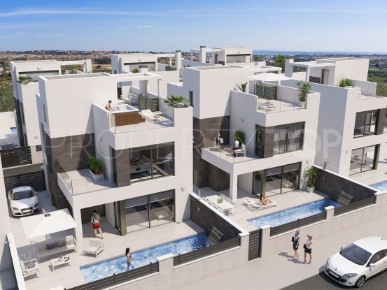 Villas modernas de nueva construcción con una buena ubicación en Punta Prima