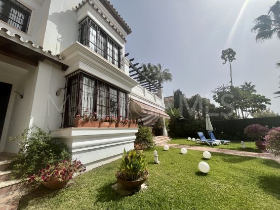 7 bedrooms Las Chapas villa for sale | Edward Partners