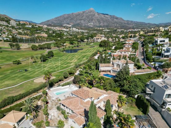 Los Naranjos Golf 5 bedrooms villa | Edward Partners