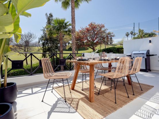 Buy penthouse in La Quinta, Benahavis | Edward Partners