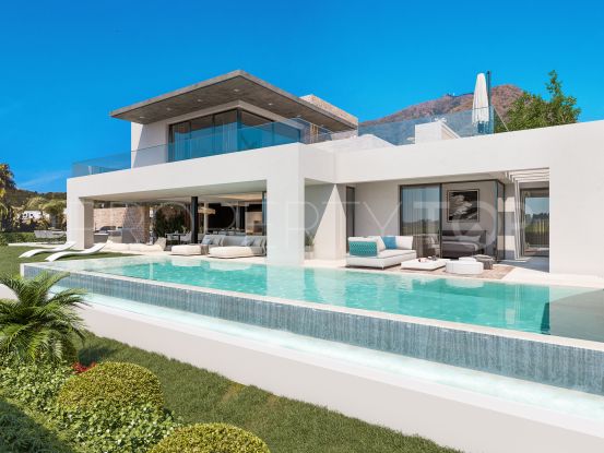 Villa en venta con 4 dormitorios en Estepona | Lucía Pou Properties