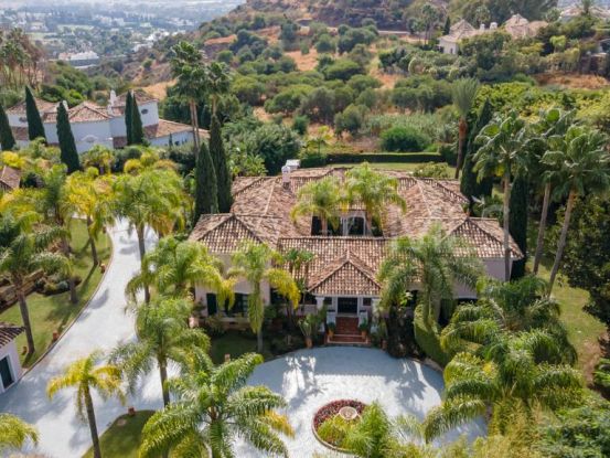 Villa for sale in La Quinta, Benahavis | Lucía Pou Properties