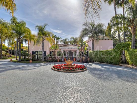 Villa for sale in La Quinta, Benahavis | Lucía Pou Properties
