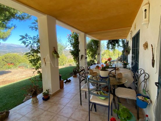 Comprar finca en Monda | Lucía Pou Properties