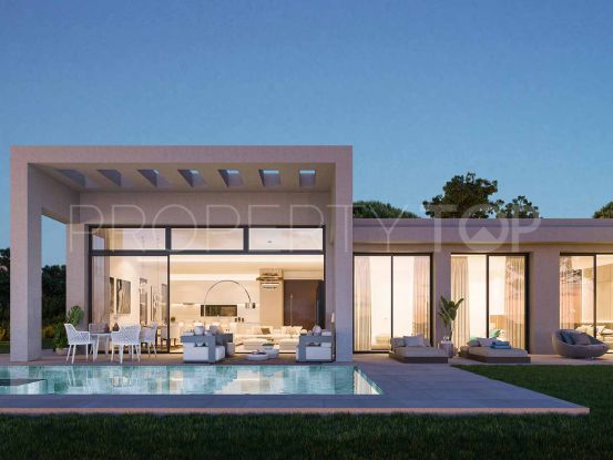Buy villa in New Golden Mile with 3 bedrooms | Lucía Pou Properties
