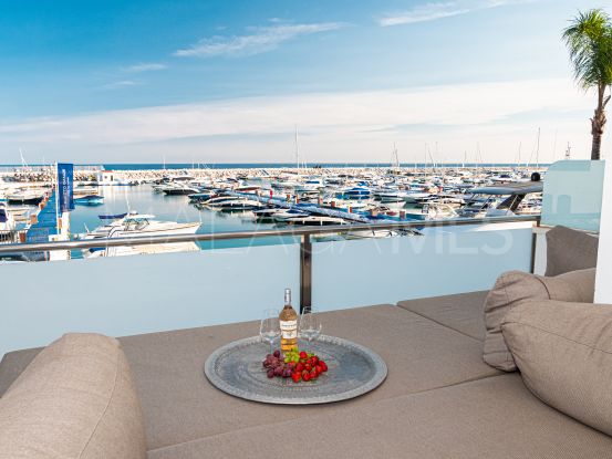 For sale apartment in Marbella - Puerto Banus with 2 bedrooms | Lucía Pou Properties