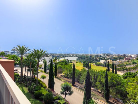 Atico de 3 dormitorios en venta en Los Flamingos, Benahavis | Lucía Pou Properties