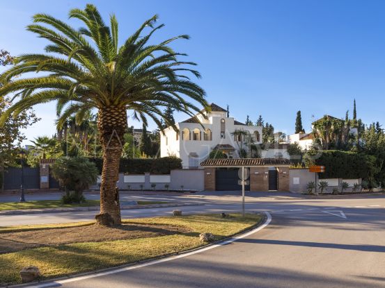 Villa for sale in Lagomar, Nueva Andalucia | Cleox Inversiones