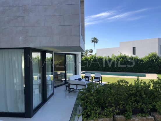Buy 4 bedrooms villa in Mirador del Paraiso, Benahavis | Cleox Inversiones