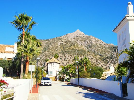 Adosado en venta de 3 dormitorios en Zahara de Istan | Cleox Inversiones