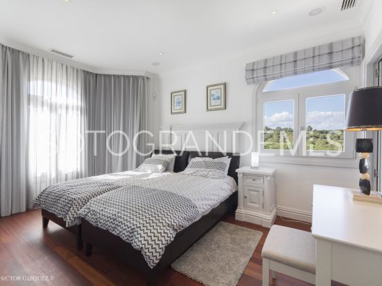 Comprar villa de 7 dormitorios en Zona G, Sotogrande Alto | Noll Sotogrande