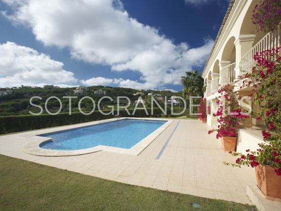 Zona F 5 bedrooms villa | Noll Sotogrande