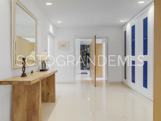 Villa en venta de 7 dormitorios en Reyes y Reinas, Sotogrande Costa | Noll Sotogrande
