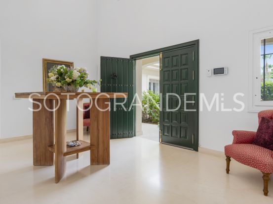 Villa en venta de 7 dormitorios en Reyes y Reinas, Sotogrande Costa | Noll Sotogrande
