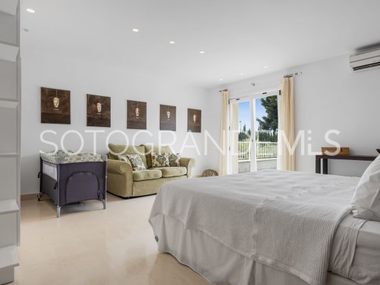 Villa en venta de 7 dormitorios en Reyes y Reinas, Sotogrande Costa | Noll Sotogrande