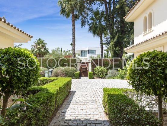 Villa en venta de 7 dormitorios en Reyes y Reinas, Sotogrande Costa | Noll Sotogrande