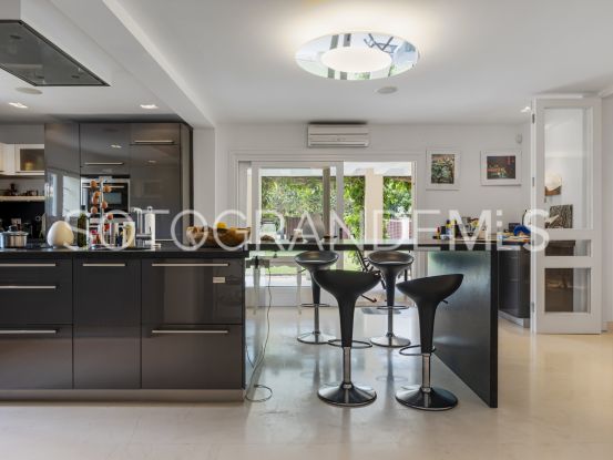 Villa en venta de 7 dormitorios en Reyes y Reinas, Sotogrande Costa | Noll Sotogrande