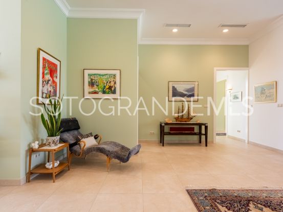 For sale villa in Zona G with 4 bedrooms | Noll Sotogrande