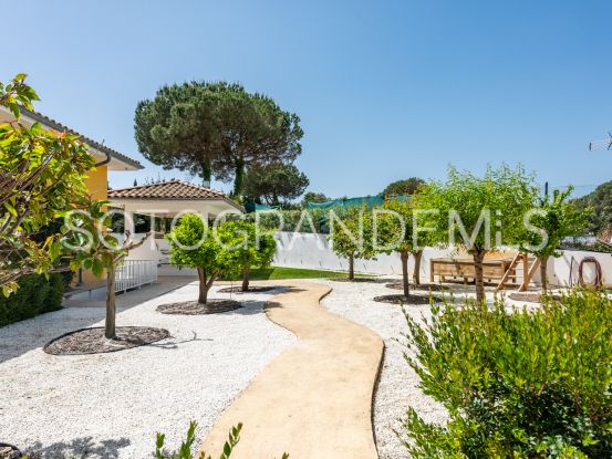 For sale villa in Zona G with 4 bedrooms | Noll Sotogrande