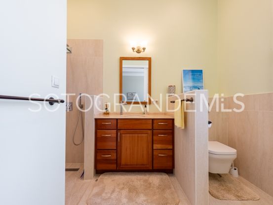For sale villa in Zona G with 4 bedrooms | Noll Sotogrande