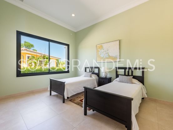 For sale villa in Zona G with 4 bedrooms | Noll Sotogrande