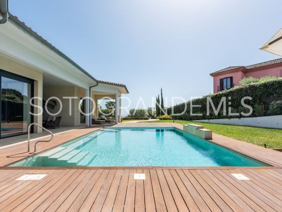For sale villa in Zona G with 4 bedrooms | Noll Sotogrande