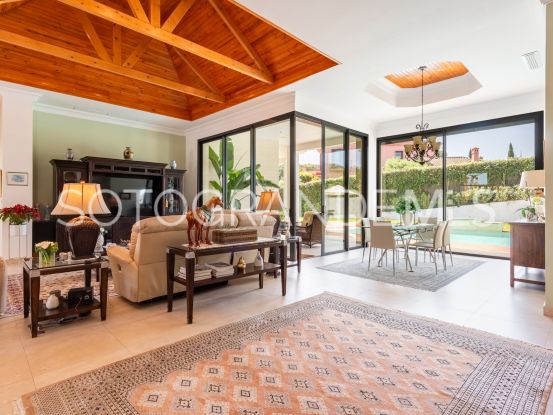 For sale villa in Zona G with 4 bedrooms | Noll Sotogrande