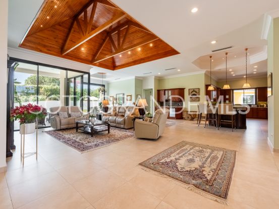 For sale villa in Zona G with 4 bedrooms | Noll Sotogrande