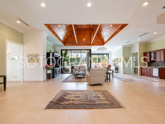 For sale villa in Zona G with 4 bedrooms | Noll Sotogrande